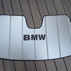 BMW Luxury Windshield UV Sunshade 82112211066 Fits X3